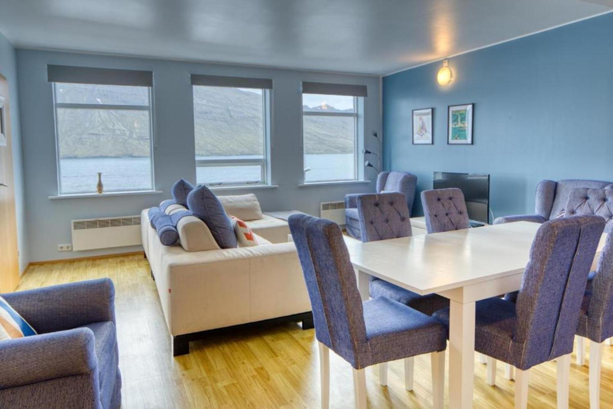 Hildibrand Apartment Hotel Neskaupstadur Bagian luar foto